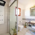 Eliva House Hanya