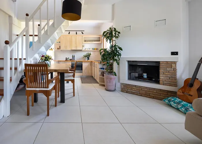 Eliva House Holiday home