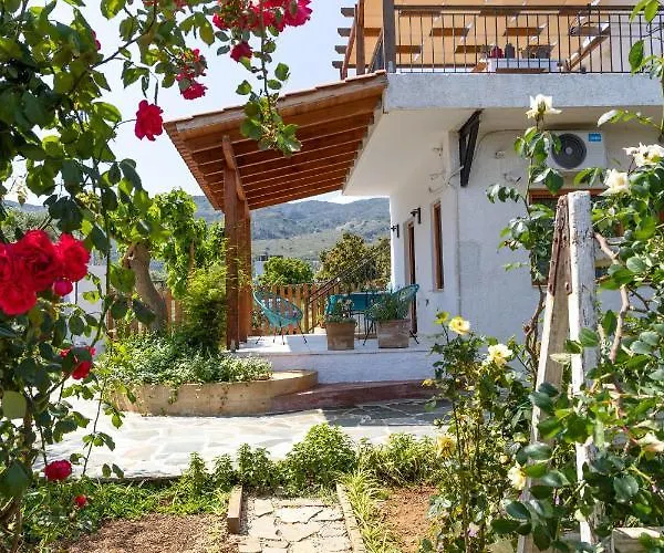 Eliva House Holiday home *