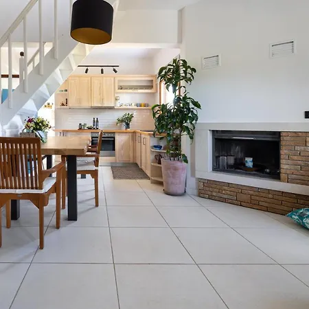 Eliva House Feriehus