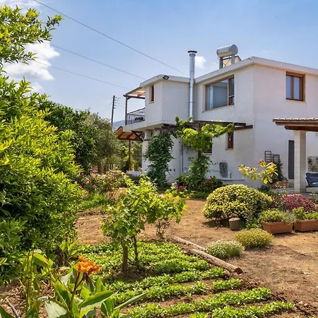 Сasa de vacaciones Eliva House *