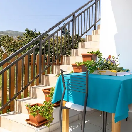 Vakantiehuis Eliva House *