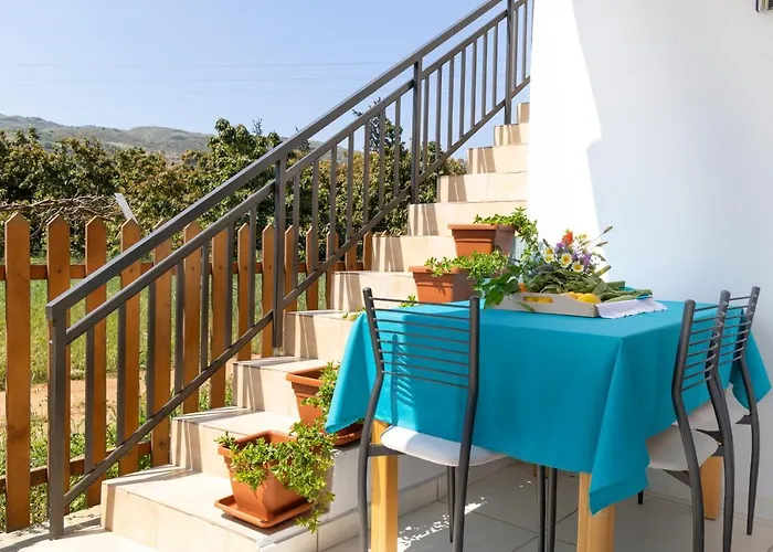 Сasa de vacaciones Eliva House *